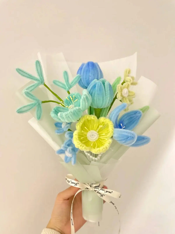 small wrapped bouquet in blue