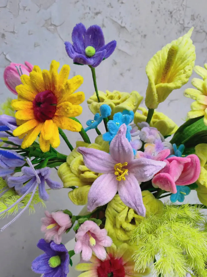 mixed spring flower centerpiece